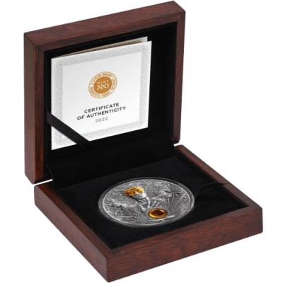 Articles: Mythology in Silver Timeless Legends Captured in Collectible Coins | Helios | 003